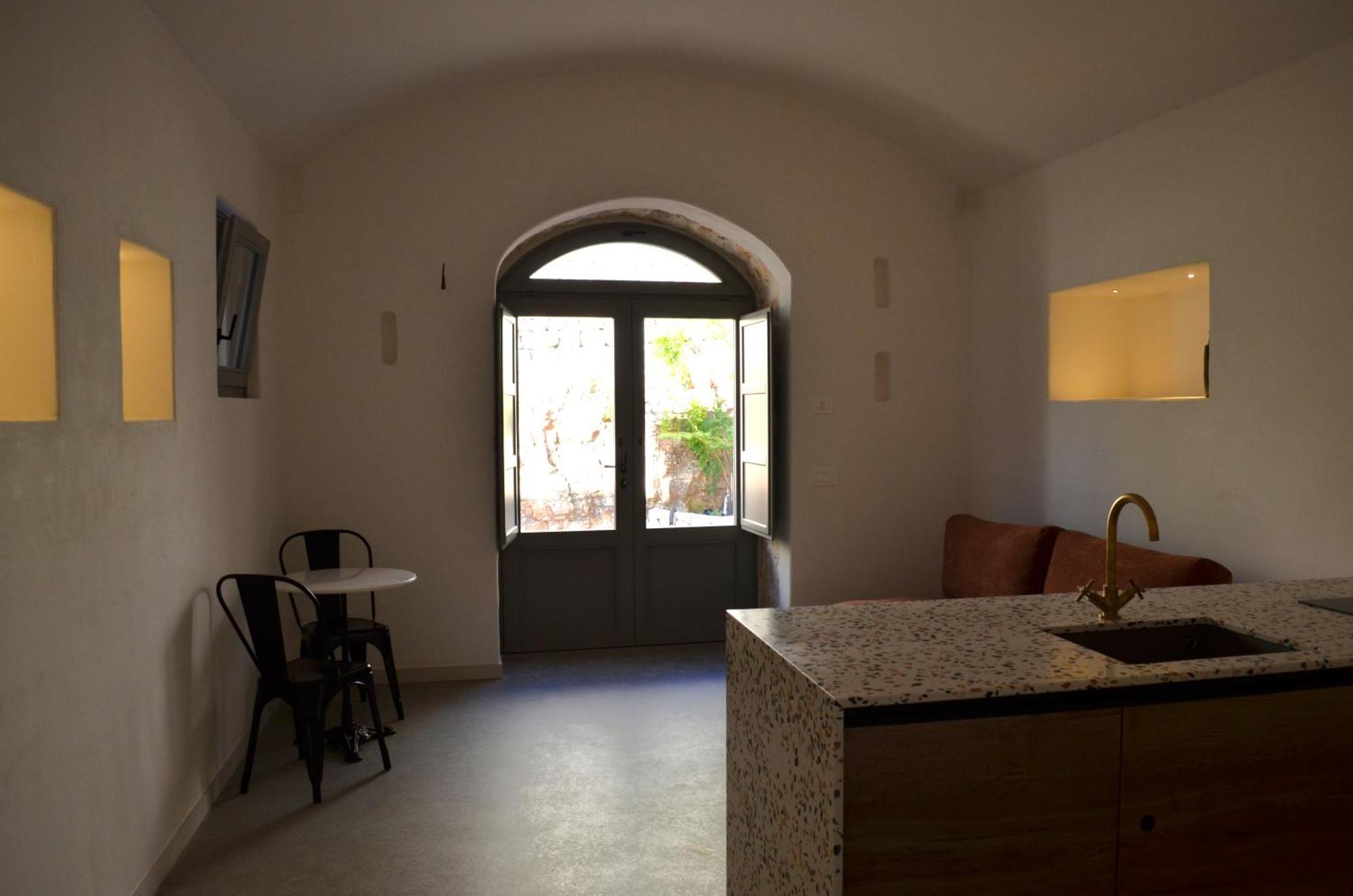 B&B Fuga Al Trullo Ostuni Εξωτερικό φωτογραφία